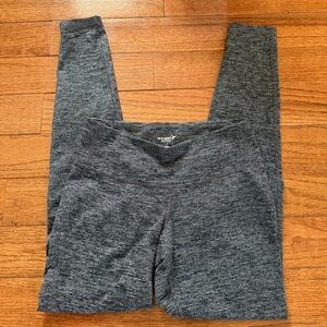 Women’s Old Navy Active Go Dry Black and Gray Patterned Leggings